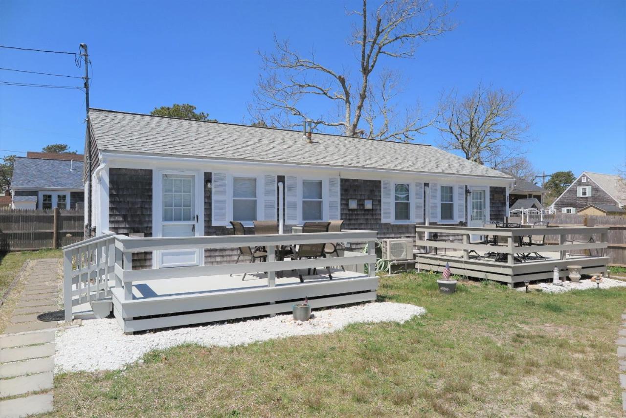 2 Minute Walk To Beach, Cape Cod Escape Dennisport Exterior photo