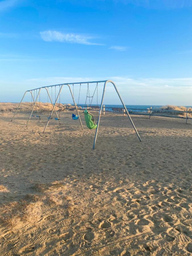2 Minute Walk To Beach, Cape Cod Escape Dennisport Exterior photo